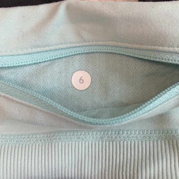 LULULEMON crop leggings mint waistband side pockets back & inside slip pockets - Picture 2 of 5
